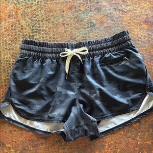 Vuori Clementine Black Camo Shorts